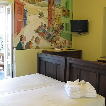 Cascina Ponchietta 컨트리하우스 몬타