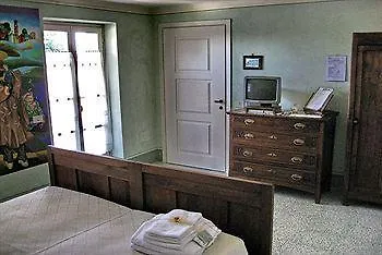 Country house Cascina Ponchietta Monta